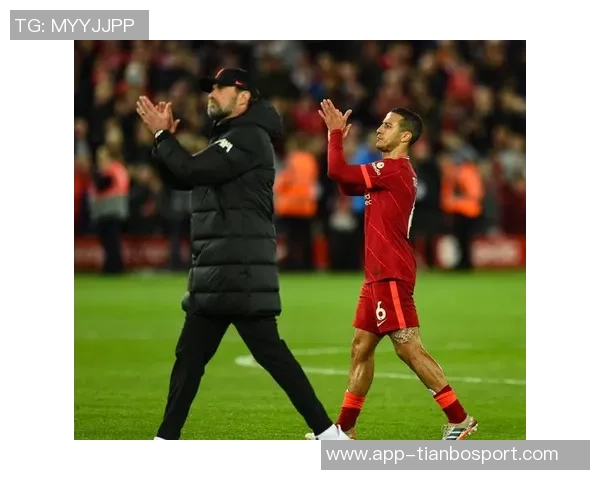 杰拉德领衔传奇对决利物浦4-2战胜曼联萨哈双响难挽败局