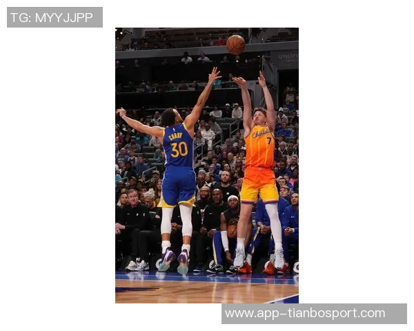 克尼佩尔创下新秀赛季新高单场得分20场次超越库里纪录